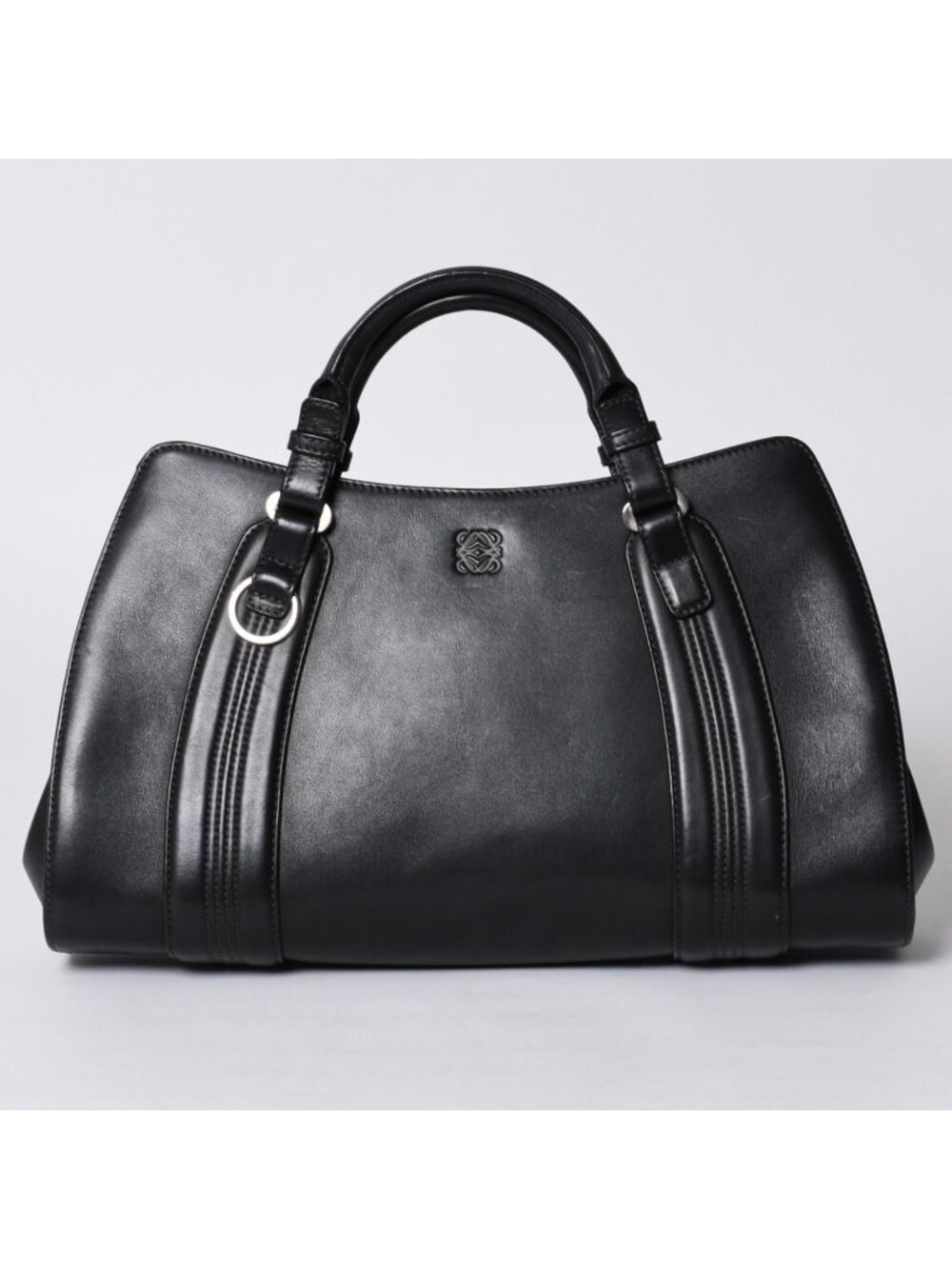 Loewe Camoscio Anagram Logo Leather Tote Bag